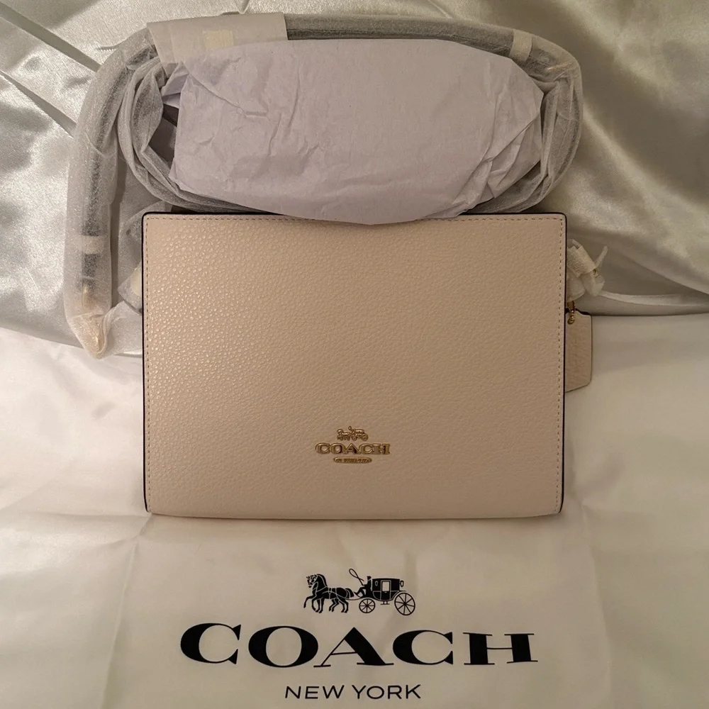 🌸 Coach‎ NWT Chalk Pebbled Leather Slim Crossbody Bag with Gold Hardware